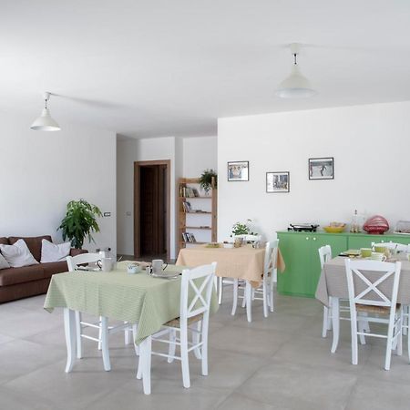 B&B Agata E Gli Altri Tortolì Eksteriør bilde